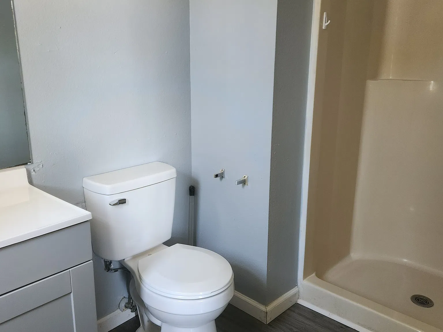 2 bed, 940 sqft, $1,350 — Photo 4