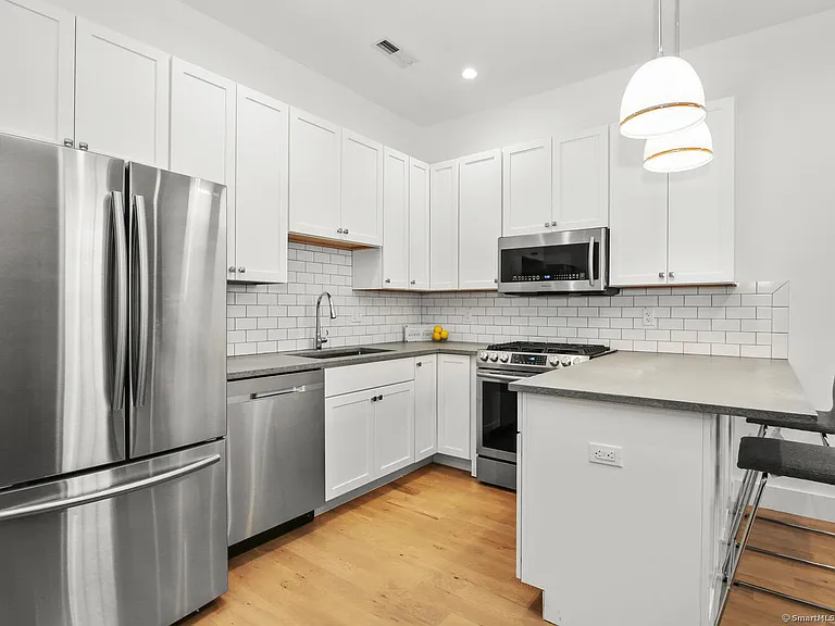 191 Summer St #3 — Photo 3