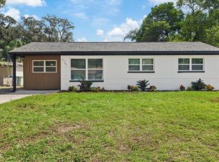 9707 N Willow Ave, Tampa, FL 33612