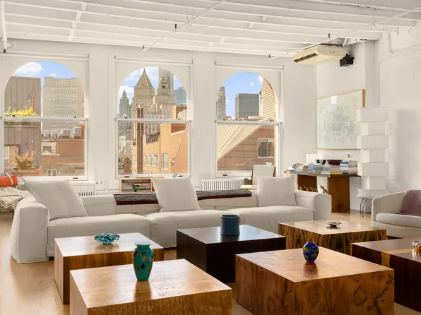 184 Grand Street image 3 of 11