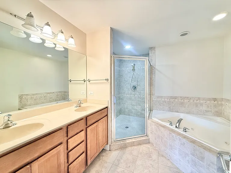 930 Case St — Photo 10