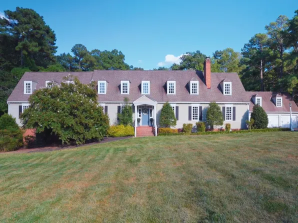 10905 Chalkley Rd, Chester, VA 23831