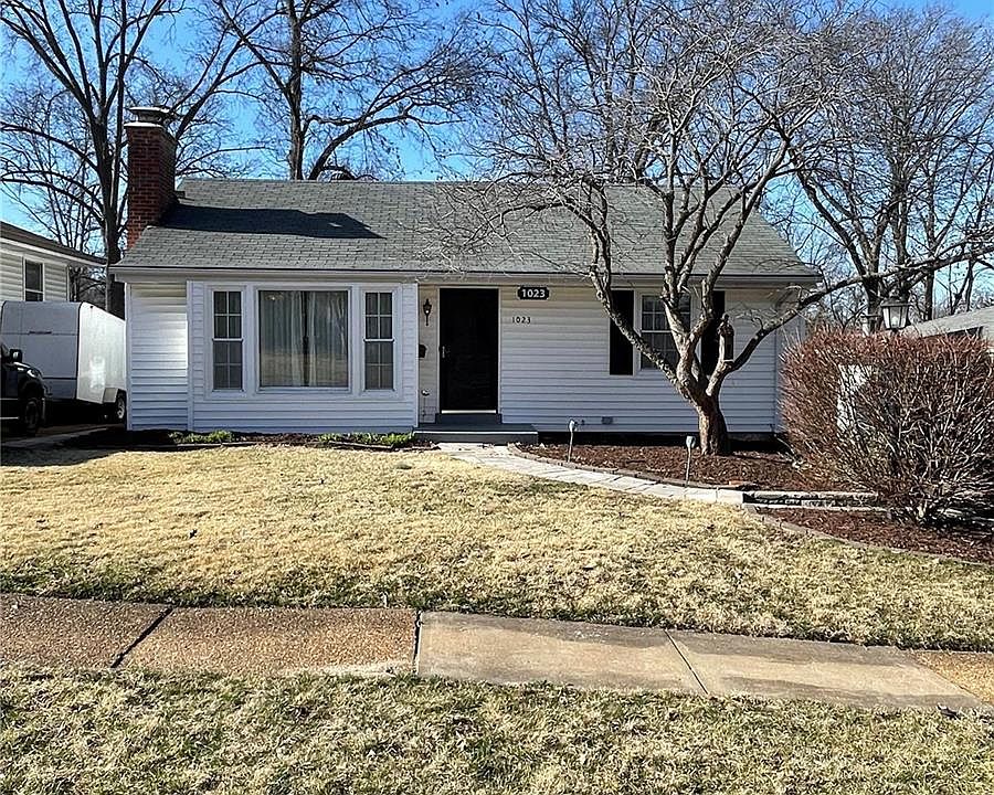 1st image of 1023 Woodbine Dr