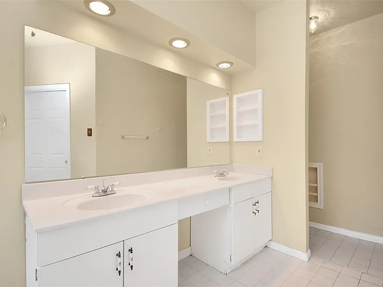 4123 Valedon Ln — Photo 25