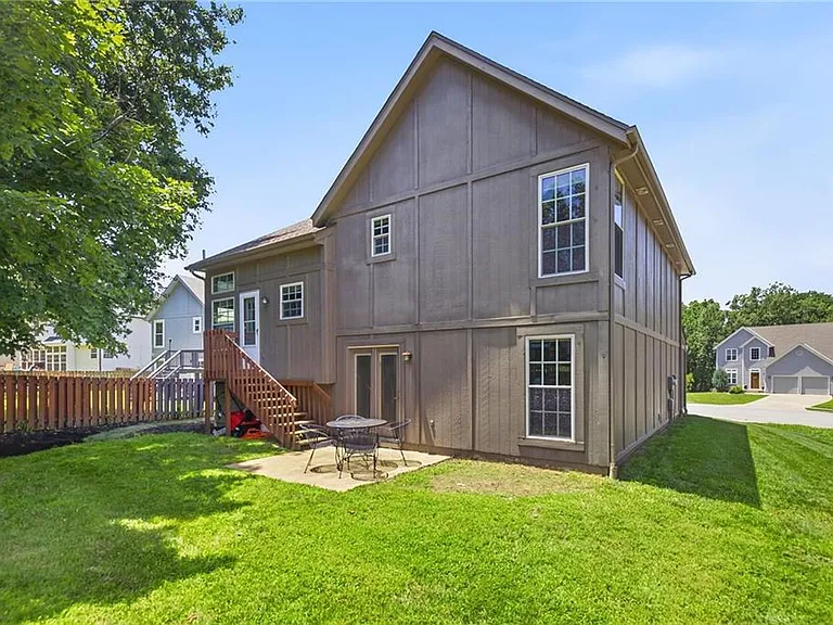 14709 Goodman St — Photo 29
