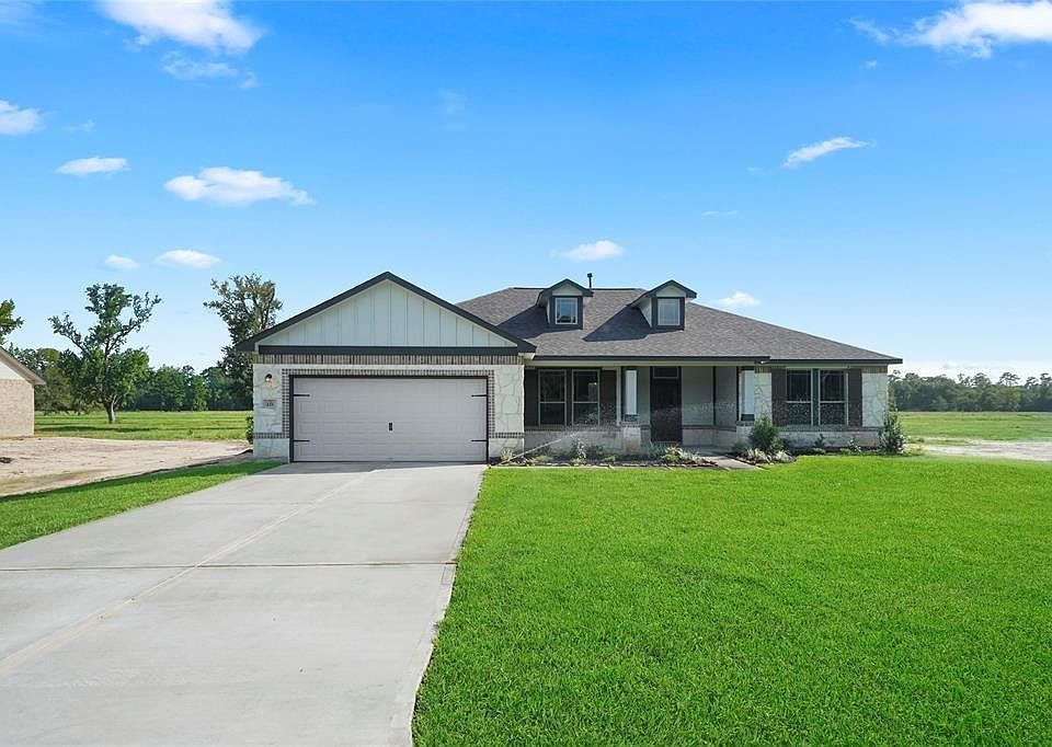 1st image of 221 Barton Place Drive