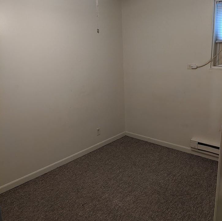 2nd image of 515 W Washington St APT 8