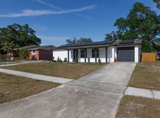 1041 Jadewood Ave, Clearwater, FL 33759