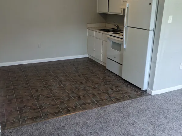 1660 S Braddock St #6, Winchester, VA 22601