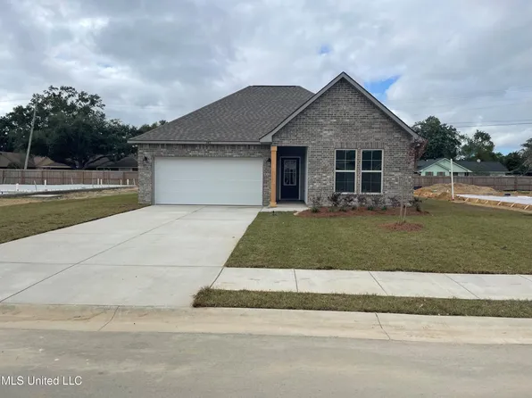 845 Ahoy Dr, Biloxi, MS 39532