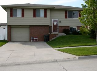 2744 NW Columbine Dr, Lincoln, NE 68524