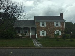 3620 Applewood Rd, North Chesterfield, VA 23234