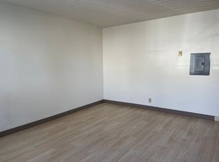2357 W Plymouth St APT 3, Seattle, WA 98199