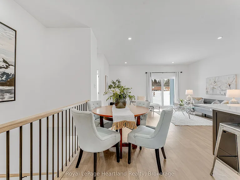 20 Silver Creek Rd — Photo 11