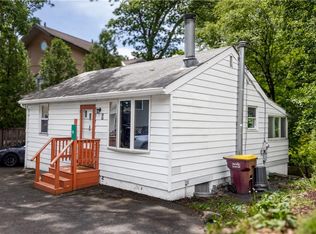 9 Ann Ct, Greenwood Lake, NY 10925