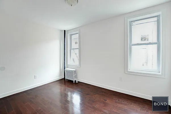 Rented by Bond New York | media 18