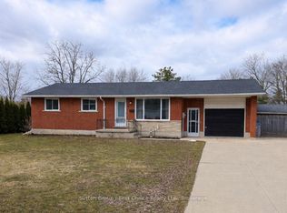 52 Water St, Huron East, ON N0K1G0