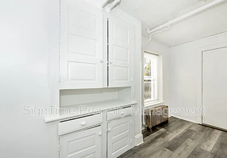 220 Summit Ave #BASEMENT — Photo 28