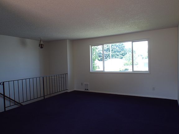 5th image of 15306 E Broadway Ave