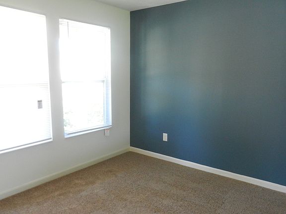 3rd image of 5544 Windsor Ct