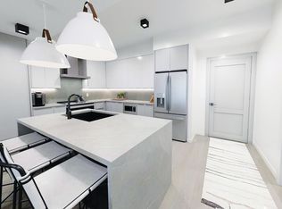 Blu Aventura, Miami, FL 33180