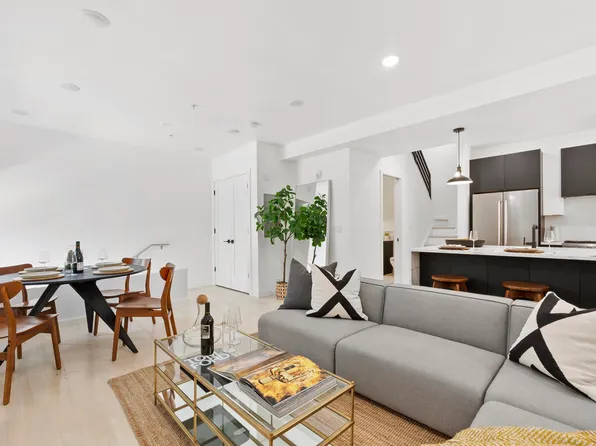 308 4th St #3, Union City, NJ 07087