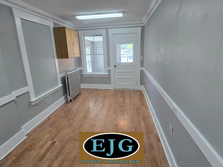 18 E Broadway #1 — Photo 20