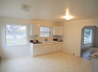 613 W 14th St, The Dalles, OR
