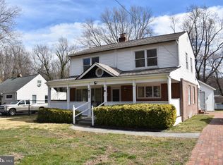 3133 Holloway Rd, Falls Church, VA 22042