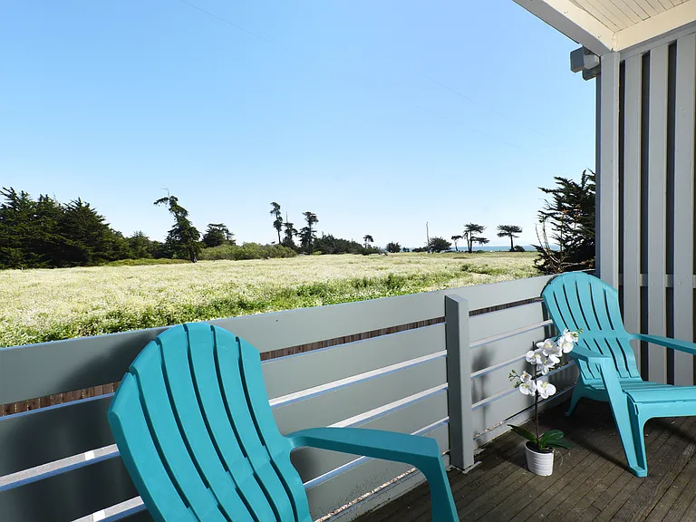 Oceanview — Photo 13