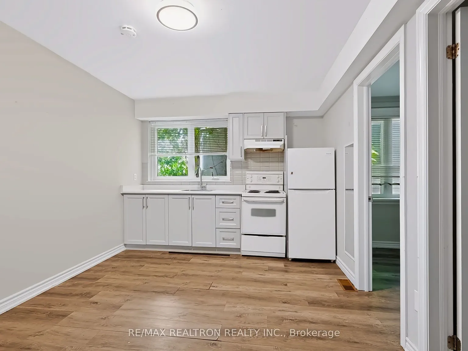 1 bed, $1,600 — Photo 3
