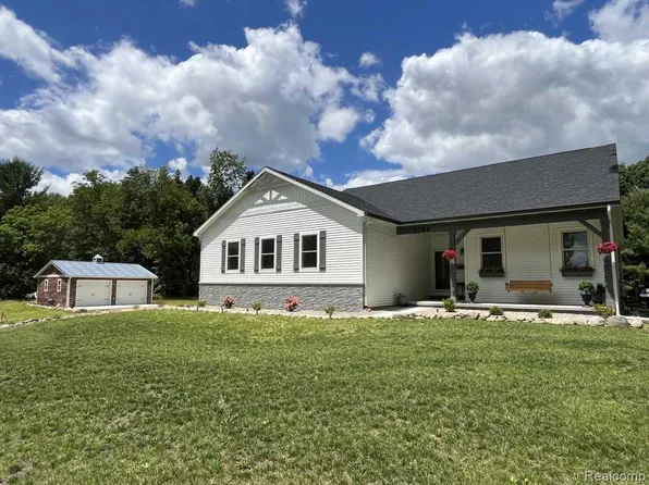 3384 W Howell Rd, Mason, MI 48854