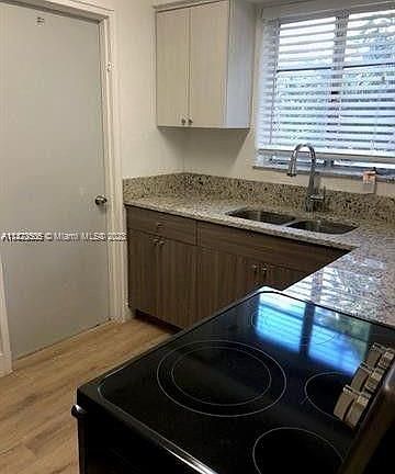 3rd image of 615 Anastasia Ave APT 2