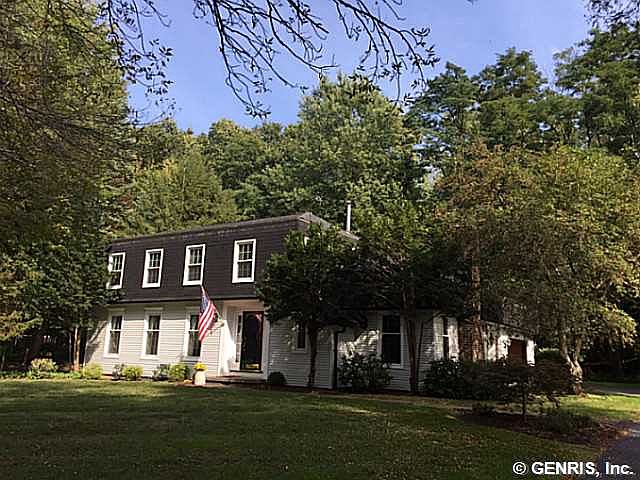 1st image of 43 Burr Oak Dr