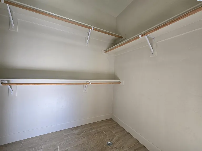 2914 Karlee Dr — Photo 18
