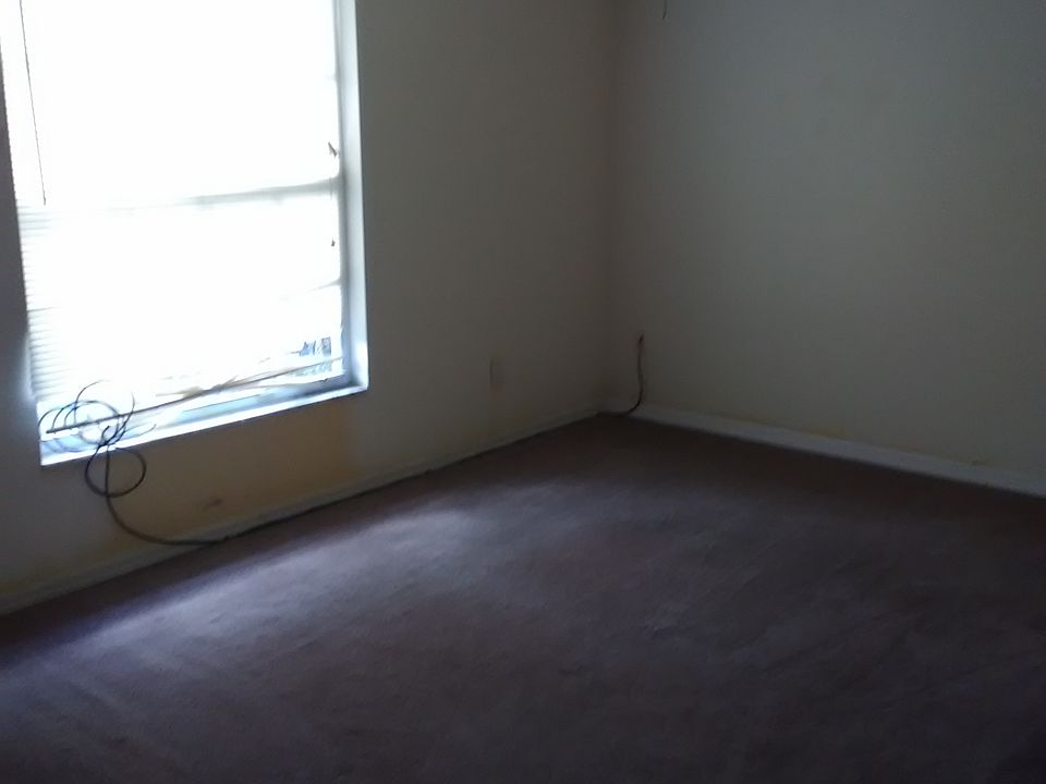 1st image of 2960 Carmela St