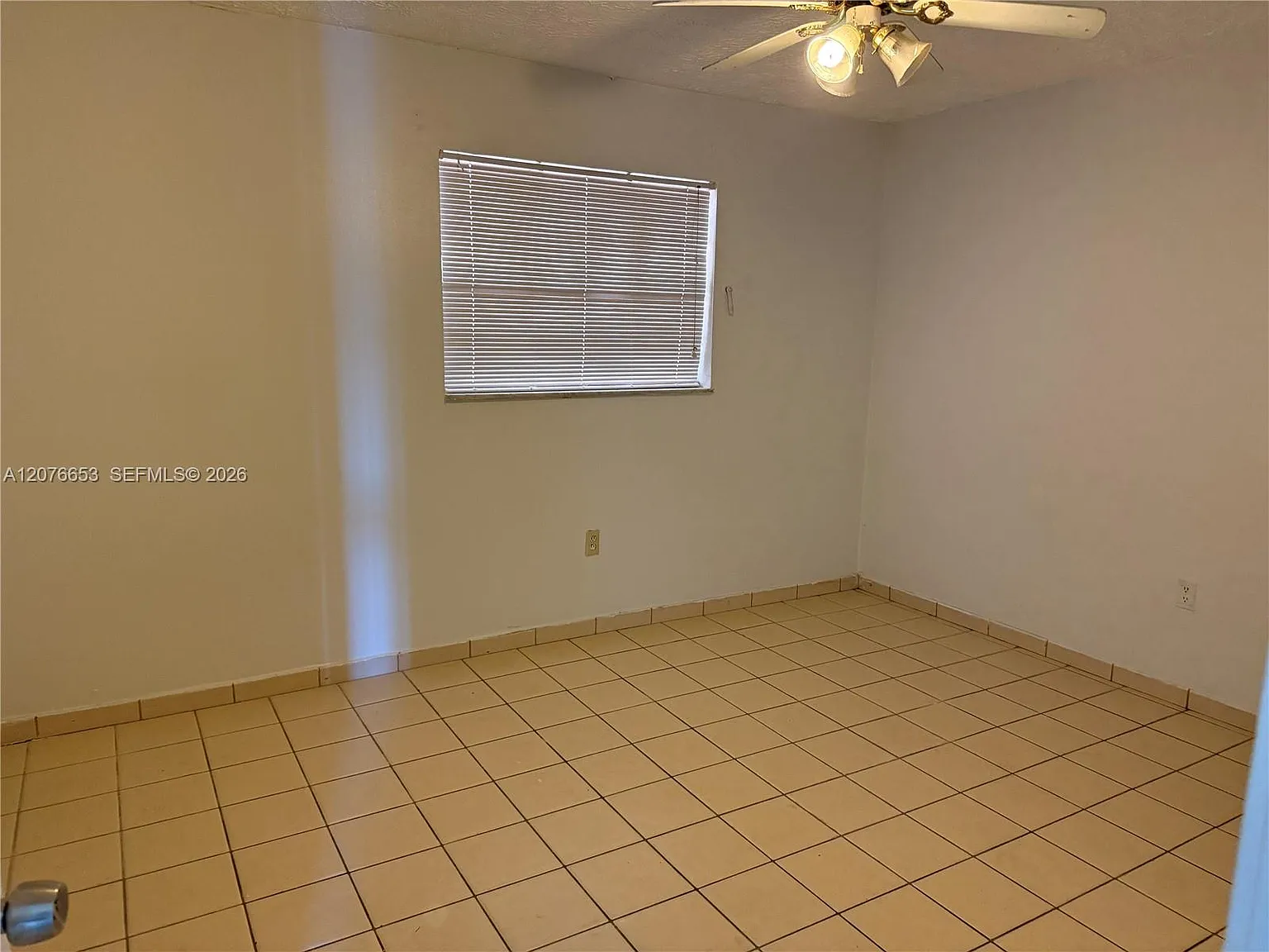 Focsa Condo — Photo 2