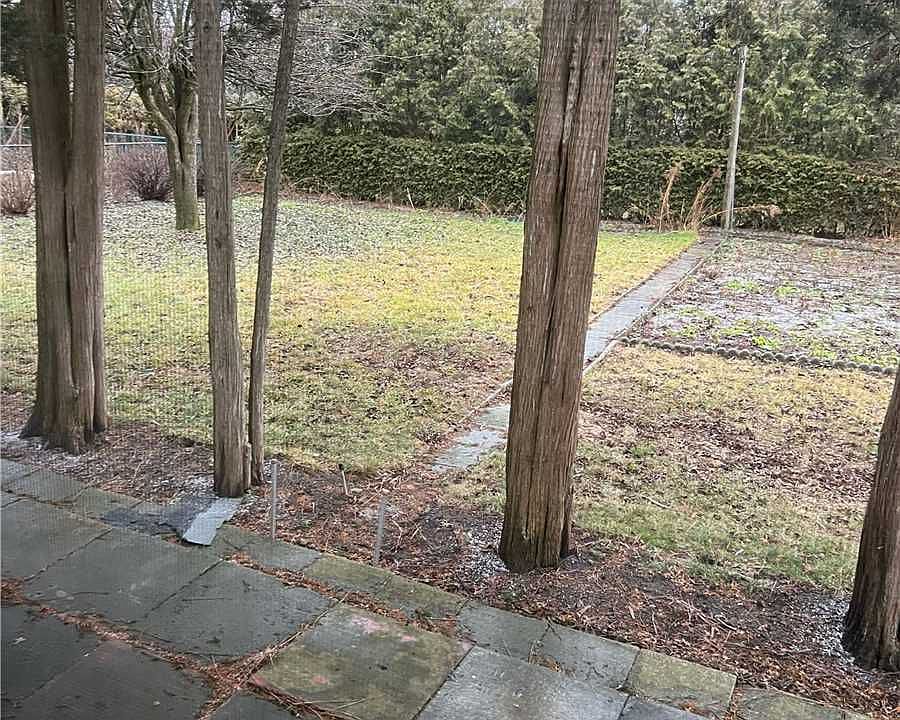 2nd image of 23 Wedgewood Dr