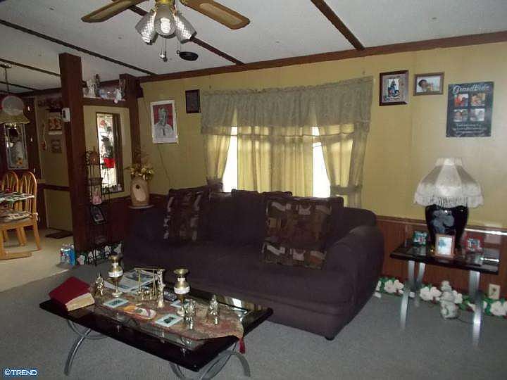 2nd image of 368 David St