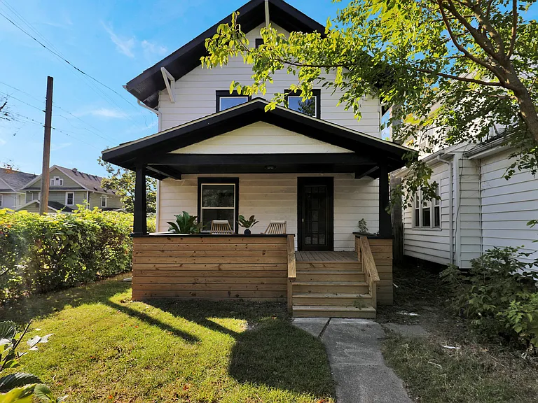 1428 E Cesar E Chavez Ave — Photo 23