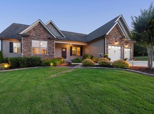 41 Cheshire Crossing Dr, Rock Spring, GA 30739