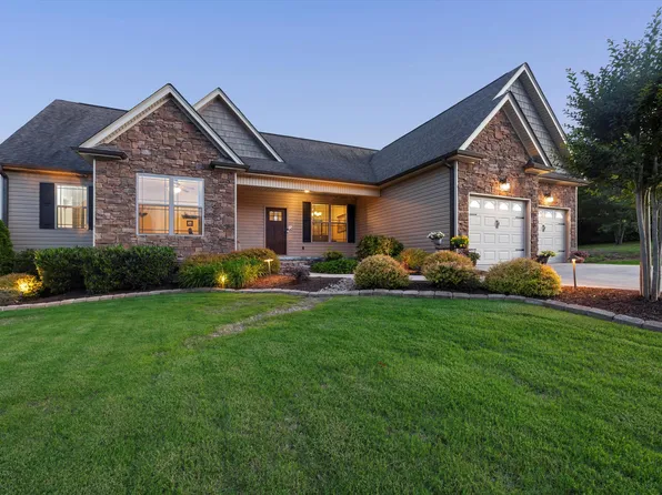 41 Cheshire Crossing Dr, Rock Spring, GA 30739