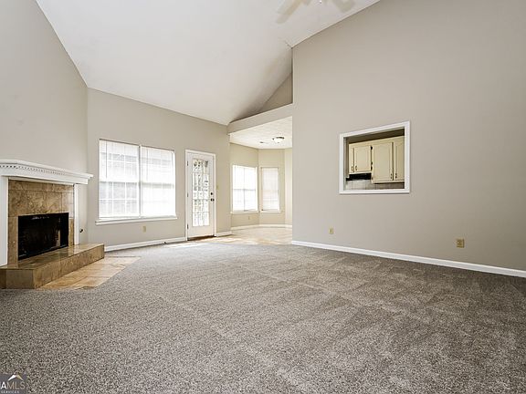 4th image of 3427 Linecrest Rd
