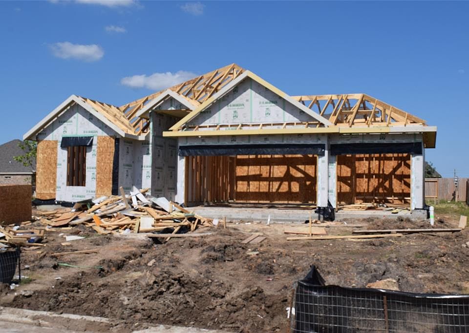 1st image of 502 Applewood Dr