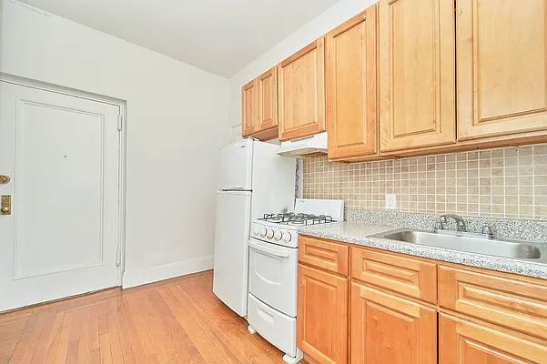 Rented by Living New York | media 15