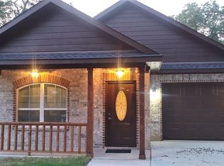 219 Finley St, Waxahachie, TX 75165