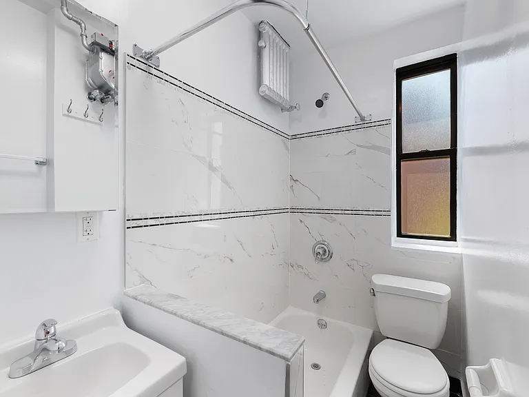 122 Norfolk St #17 — Photo 5