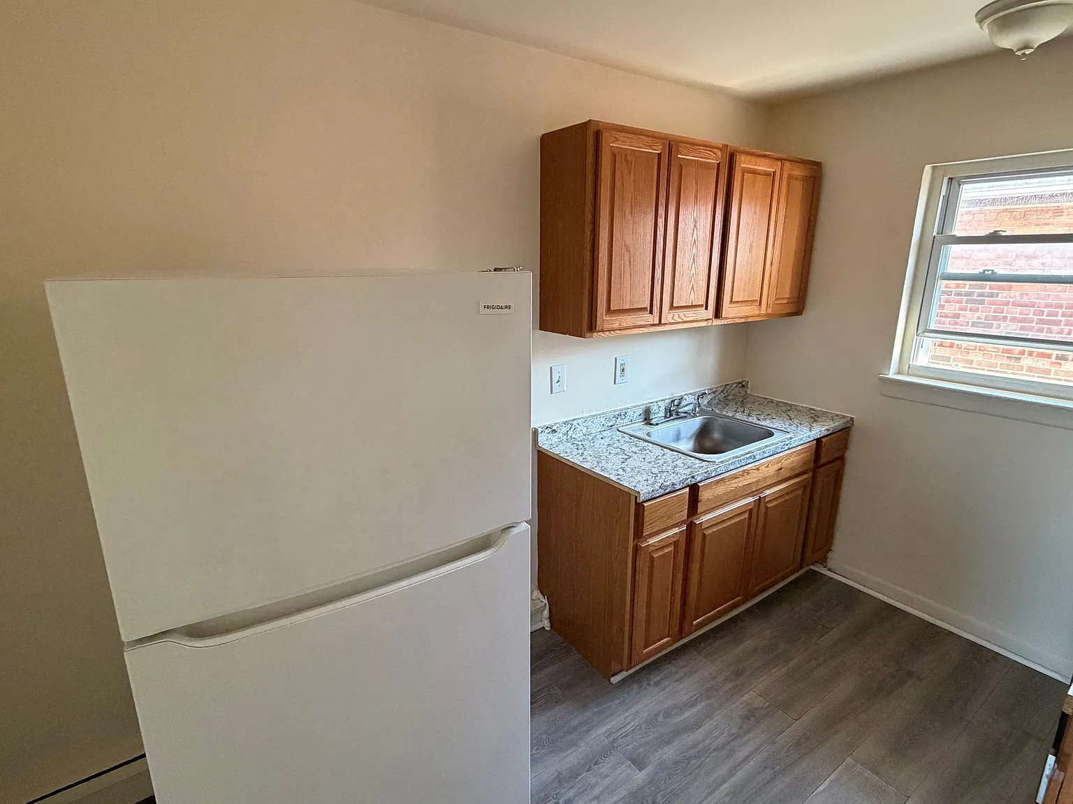 102 West Hudson St — Photo 4