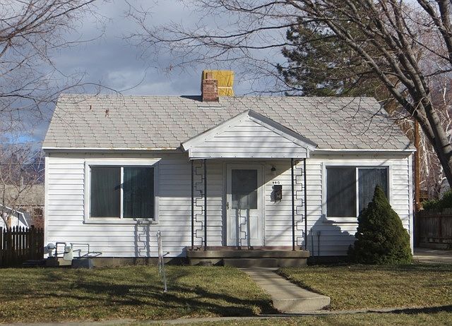 1st image of 440 Parkway Ave