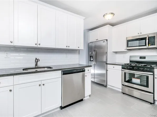 5 Sadore Ln #4L, Yonkers, NY 10710